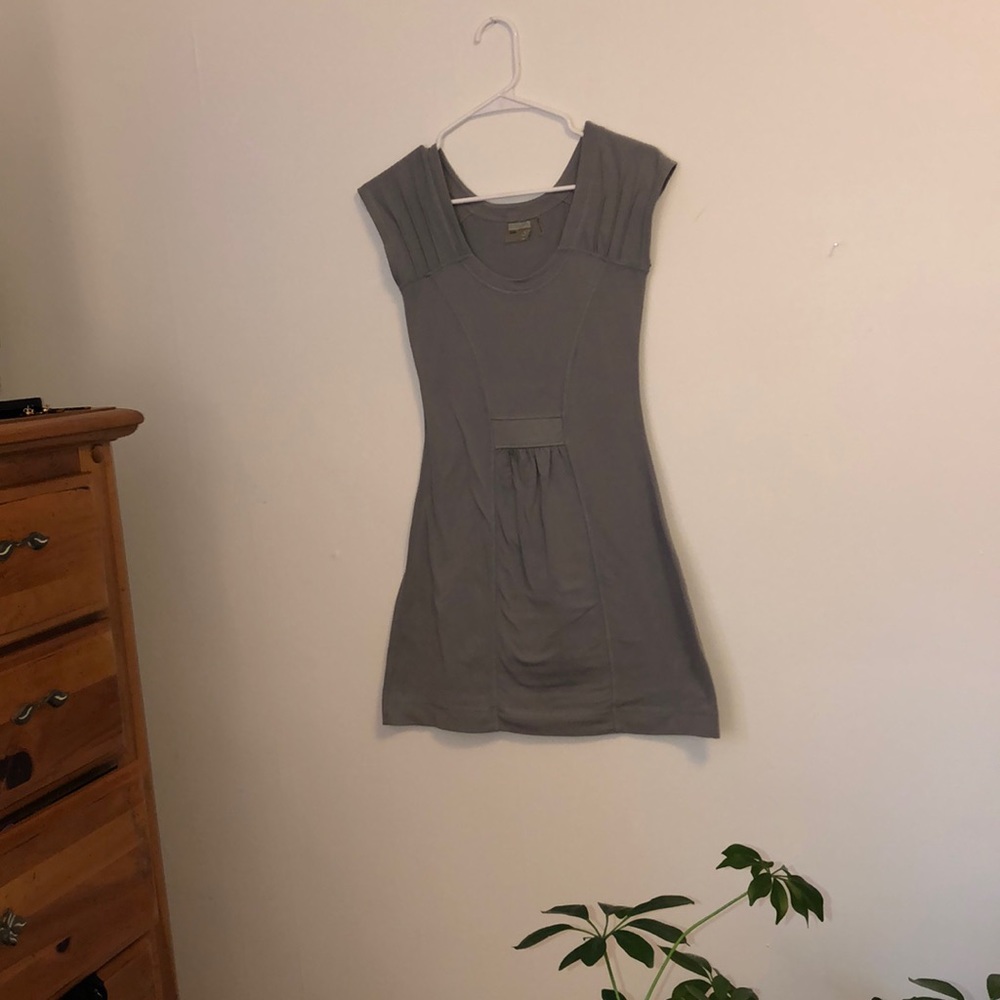 Gray Athleta short sleeve tunic/dress. XXSP.